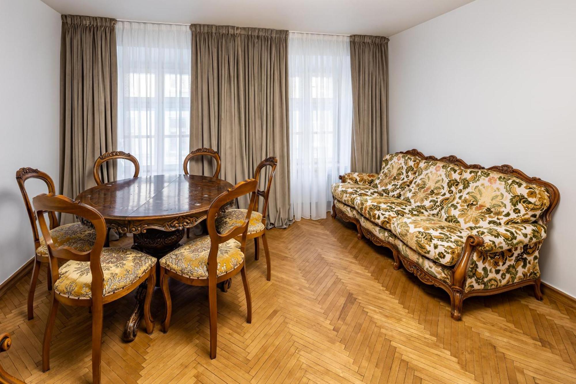 Romari Apartment Вірменська Lviv Exterior photo